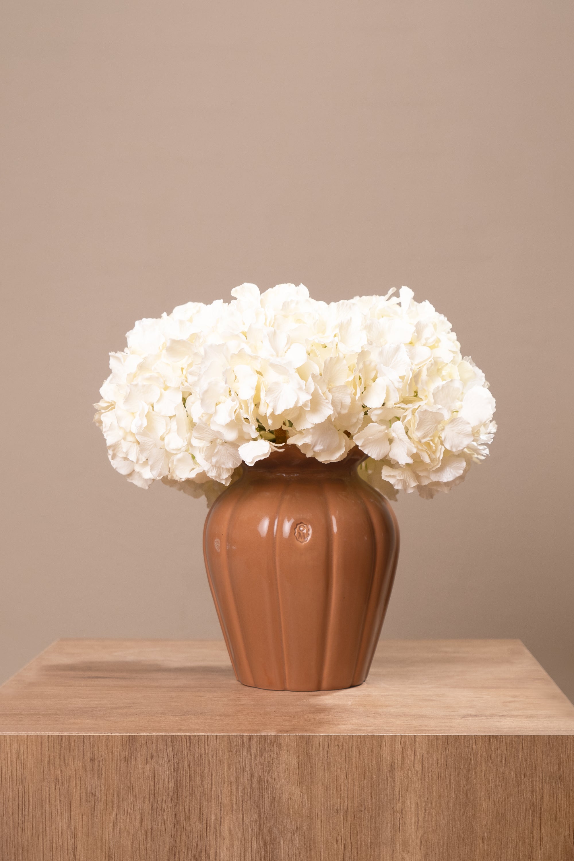 Florero Petalo + Hortencia